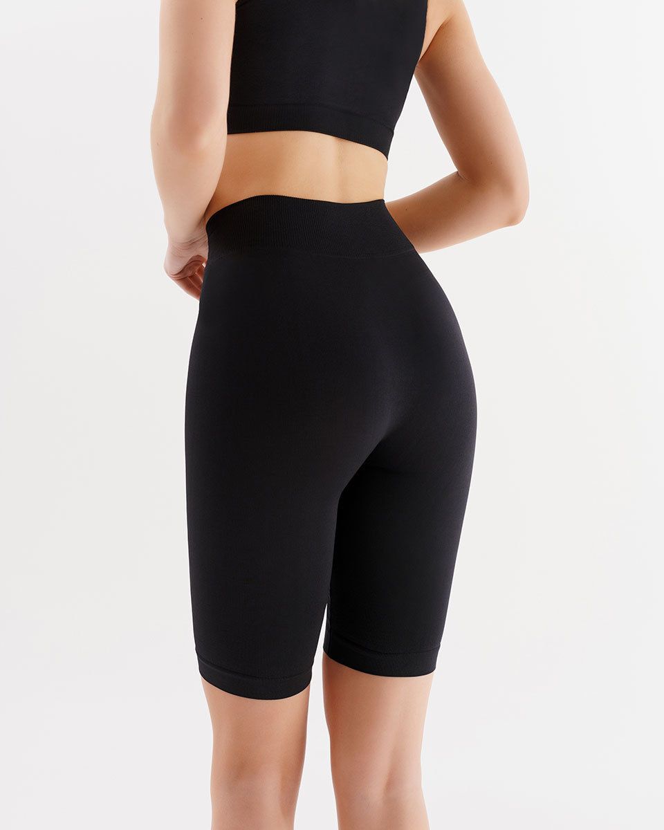 seamless-track-shorts-nero